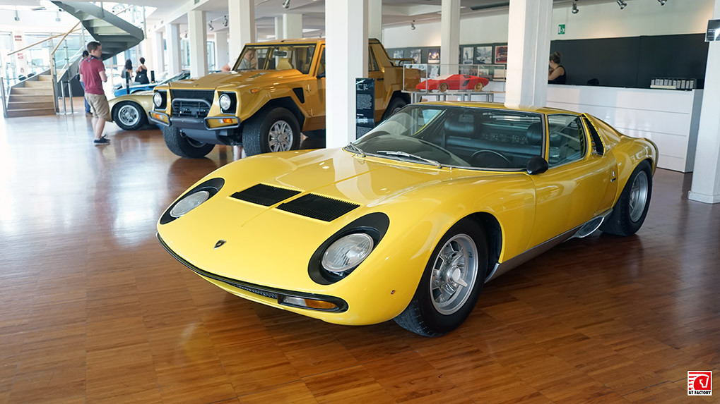 Музей Lamborghini Miura SV