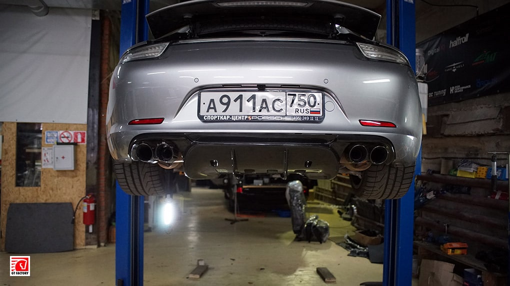 Карбоновый диффузор Vorsteiner V-GT Porsche 991 GTS